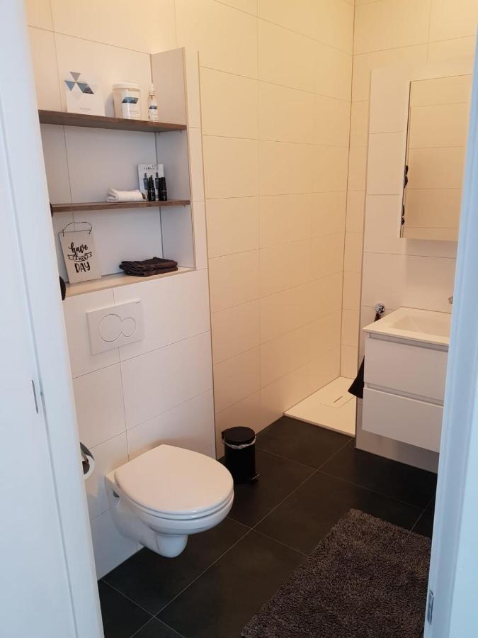 Slapen Bij Van-V Zierikzee Exterior foto