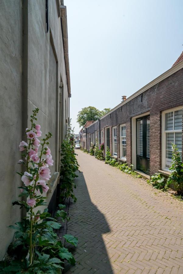 Slapen Bij Van-V Zierikzee Exterior foto